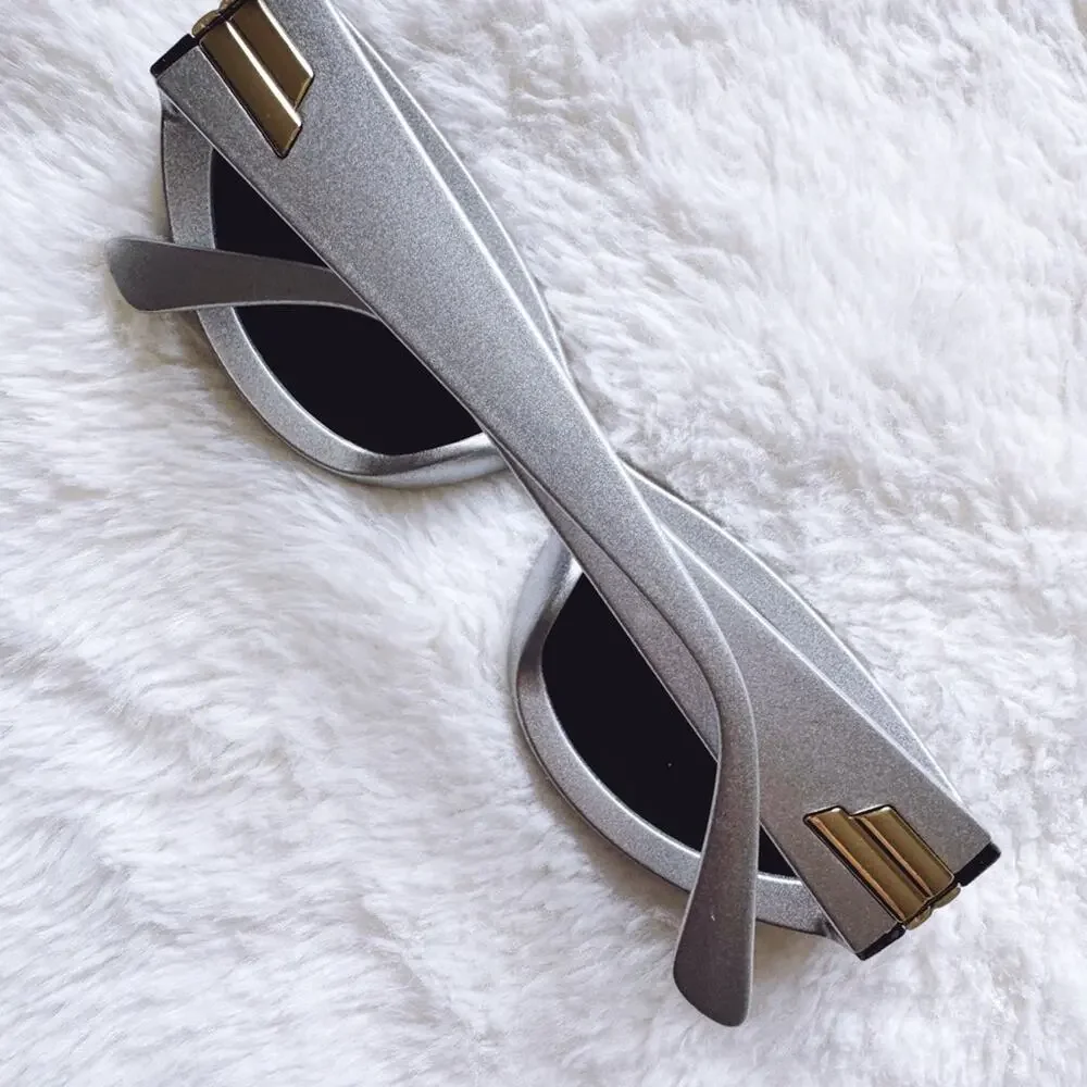 Faye Mirrored Silver Cat-Eye Sunglasses